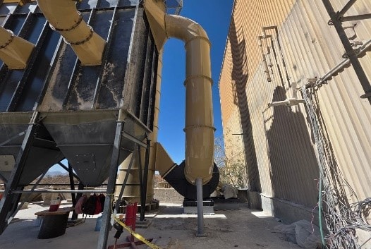 Sistema de tuberías industriales instalado